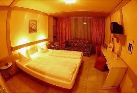Ringhotel Alpenhof - Patchworkhotel Aψβούργη
