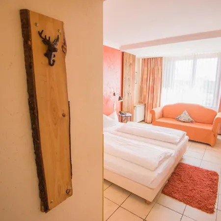 מלון Ringhotel Alpenhof - Patchworkhotel 4*