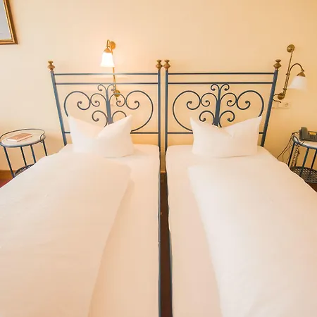 מלון Ringhotel Alpenhof - Patchworkhotel 4*