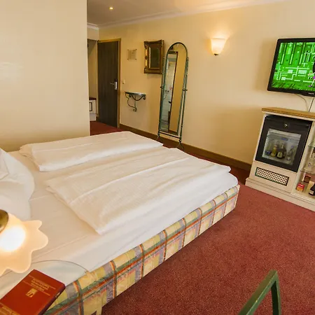 Otel Ringhotel Alpenhof - Patchworkhotel Augsburg