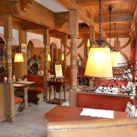 Otel Ringhotel Alpenhof - Patchworkhotel Augsburg