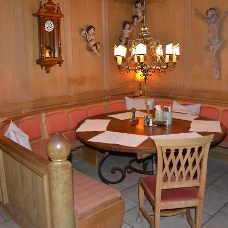 Ringhotel Alpenhof - Patchworkhotel Aψβούργη