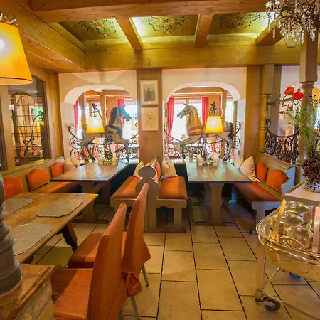 Otel Ringhotel Alpenhof - Patchworkhotel Augsburg